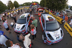 Daniel Sordo e Marc Marti, Hyundai i20 WRC, Hyundai Motorsport, Hayden Paddon e John Kennard, Hyunda