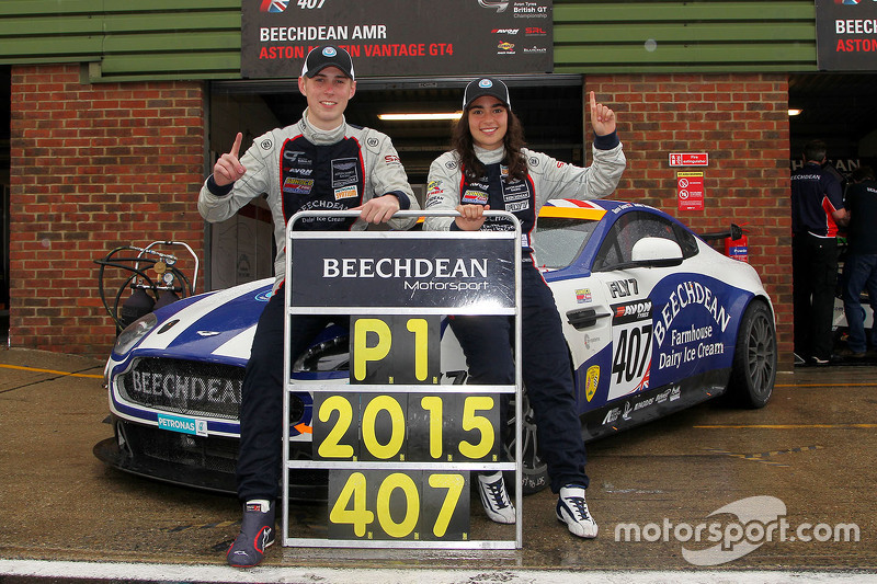 Jamie Chadwick and Ross Gunn, Beechdean AMR