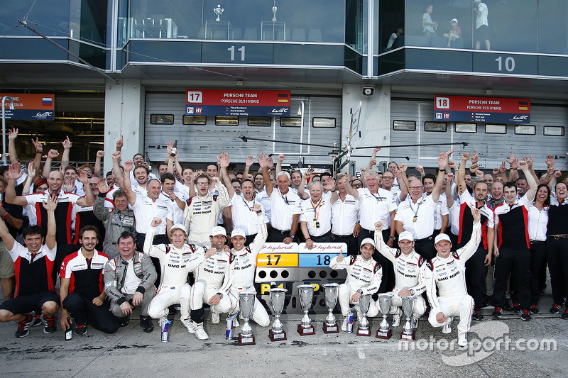 Porsche Team viert 1-2 finish