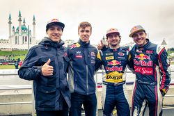 Aras Gibieza y Daniil Kvyat, Red Bull Racing y Timur Timerzyanov y Nikita Shikov