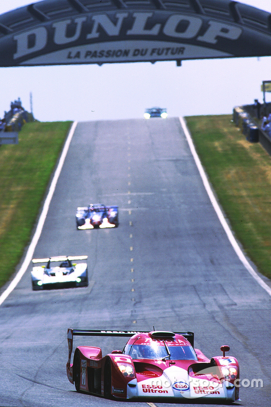 #3 Toyota Motorsport Toyota GT-One: Ukyo Katayama, Keiichi Tsuchiya, Toshio Suzuki