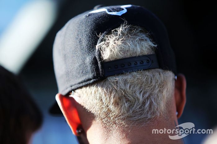 Hamilton cambió varias veces su color de pelo