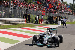 Lewis Hamilton, Mercedes AMG F1 W06