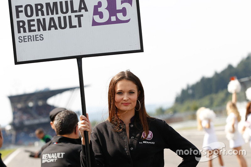 Une grid girl