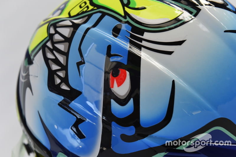 Special helmet design for Valentino Rossi, Yamaha Factory Racing at ... Special helmet design for Valentino Rossi, Yamaha Factory Racing at ...
