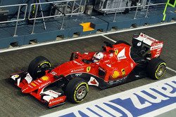 Себастьян Феттель, Ferrari SF15-T