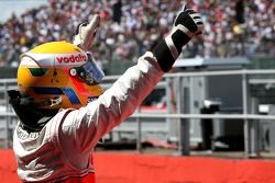 Pole de Lewis Hamilton, McLaren Mercedes, MP4-22