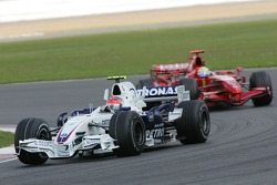 Robert Kubica, BMW Sauber F1 Team, F1.07 et Felipe Massa, Scuderia Ferrari, F2007