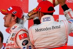 Lewis Hamilton, McLaren Mercedes, Fernando Alonso, McLaren Mercedes