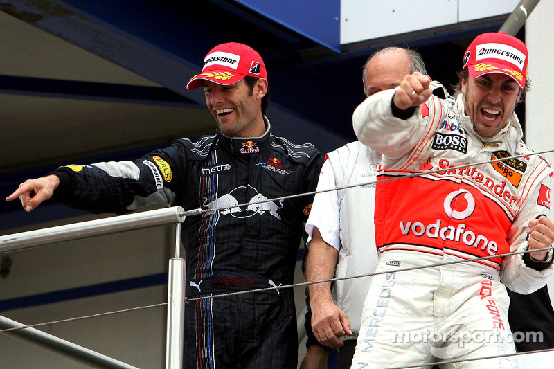 Mark Webber, Red Bull Racing e Fernando Alonso, McLaren Mercedes