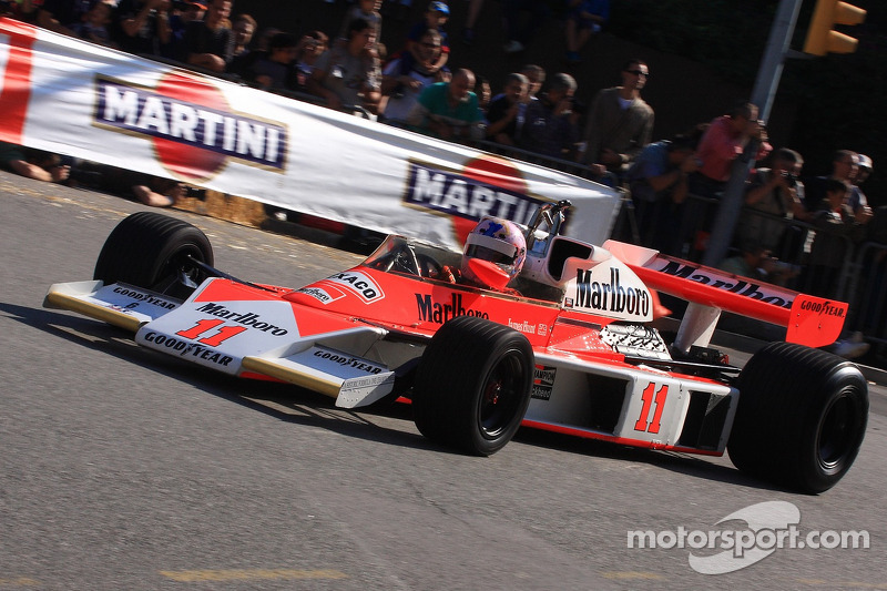 1976: McLaren M23D