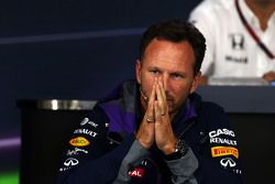 Christian Horner, de Red Bull Racing, director del equipo en la conferencia de prensa de la FIA