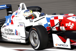 Jake Dennis, Prema Powerteam Dallara F312 - Mercedes-Benz