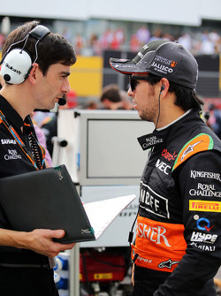 Sergio Pérez, Sahara Force India F1 con Tim Wright, Sahara Force India F1 Team ingeniero de carrera