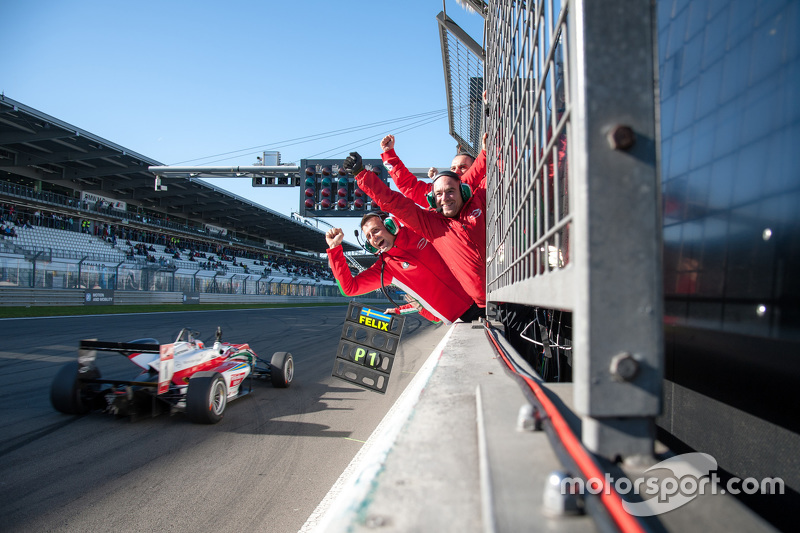 Felix Rosenqvist, Prema Powerteam Dallara F312 - Mercedes-Benz remporte la course et le championnat