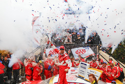 Ganador Kevin Harvick, Stewart-Haas Racing Chevrolet
