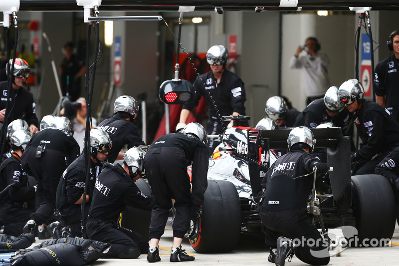 Fernando Alonso, McLaren MP4-30