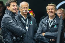 Toto Wolff, Mercedes AMG F1 Shareholder and Dieter Zetsche, Mercedes CEO