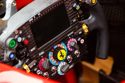 Il volante della Ferrari SF15-T