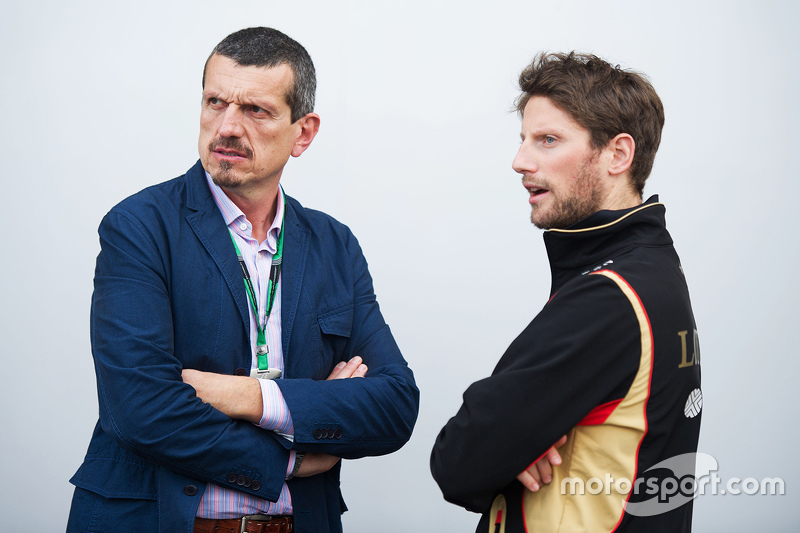 Октябрь. Руководитель Haas F1 Гюнтер Штайнер и Ромен Грожан