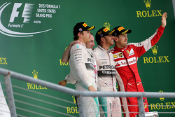 Podium: Second place Nico Rosberg, Mercedes AMG F1 Team, third place Sebastian Vettel, Scuderia Ferr