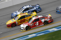 Kevin Harvick, Stewart-Haas Racing Chevrolet; Joey Logano, Team Penske Ford; Jimmie Johnson, Hendric