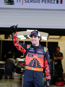 Sergio Perez, Sahara Force India F1, mit speziellem Rennanzug im Mexiko-Stil