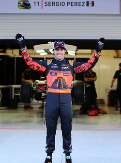 Sergio Pérez, Sahara Force India F1 presenta el traje que usara con temas especial de México