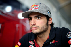 Карлос Сайнс мл., Scuderia Toro Rosso