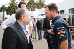 Presidente de la FIA, Jean Todt, con Christian Horner, Red Bull Racing