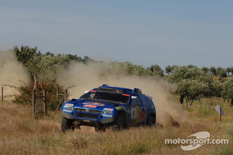 Kemenangan pertama reli Cross-Country