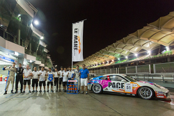 #51 KCMG车队 保时捷911 GT3 Cup: 叶恭正, 克里斯蒂安·里德, Dan Wells, 庆祝胜利