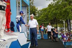 Podio, Antonio Felix da Costa, Amlin, terzo, riceve il premio