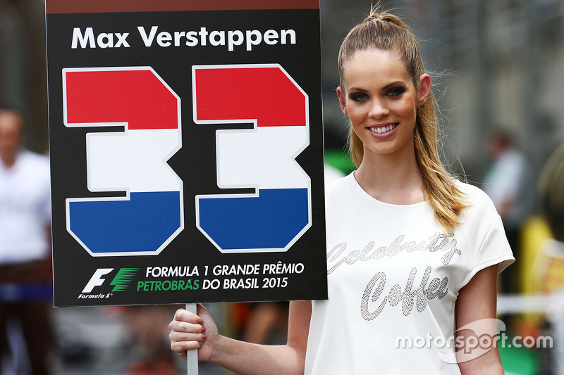 Grid girl voor Max Verstappen, Scuderia Toro Rosso