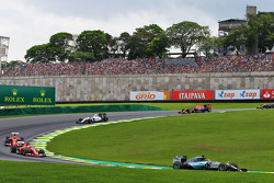 Lewis Hamilton, Mercedes AMG F1 W06, beim Start