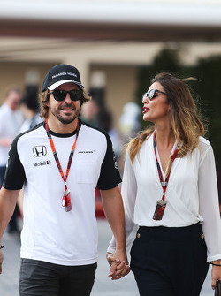 Fernando Alonso, McLaren with his girlfriend Lara Alvarez
