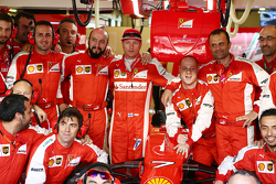Kimi Räikkönen, Ferrari, beim Teamfoto