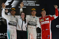 Tweede plaats Lewis Hamilton, Mercedes AMG F1 Team, race winnaar Nico Rosberg, Mercedes AMG F1 Team,