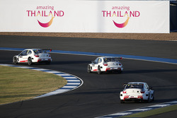Хосе-Мария Лопес, Citroën C-Elysee WTCC, Citroën World Touring Car team и Иван Мюллер, Citroën C-Ely