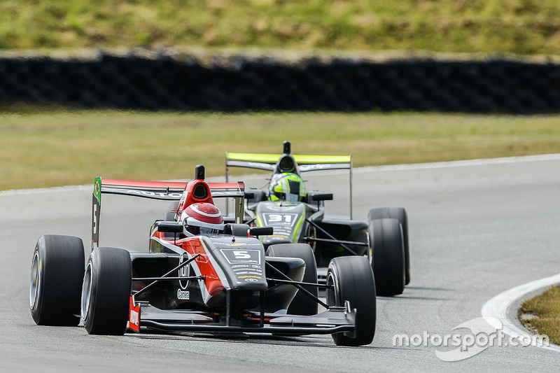 Pedro Piquet e Lando Norris