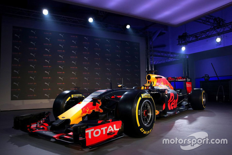 Presentación Red Bull Racing RB12