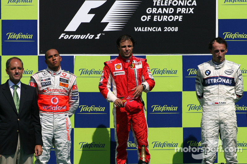 2008. Валенсія. Подіум: 1. Феліпе Масса, Ferrari. 2. Льюіс Хемілтон, McLaren-Mercedes. 3. Роберт Кубіца, BMW Sauber