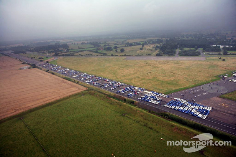 1087 Subarus spell out Colin McRae setting a Guinness world record