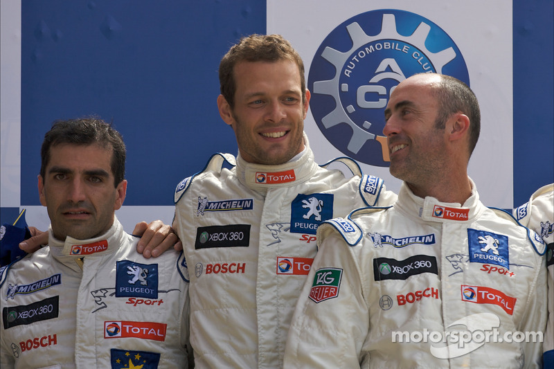 LMP1-Podium: 1. Marc Gene, Alexander Wurz und David Brabham