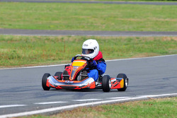 Mika Hakkinen en zoon Hugo in de karting