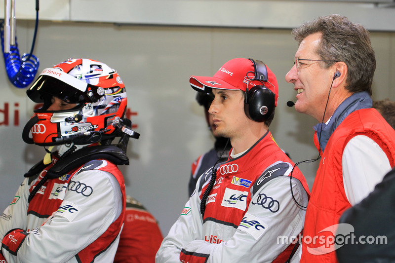 Oliver Jarvis, Loic Duval, Audi Sport Team Joest, Ralf Juttner, Technical director Audi Sport Team Joest