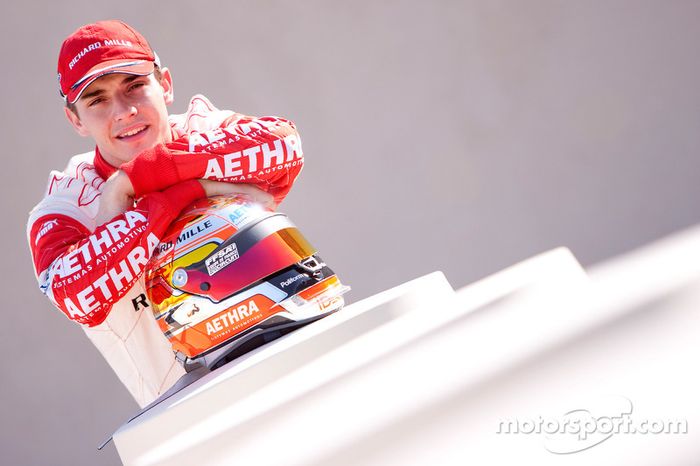 2010, cambio de categoría, no de colores