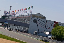 Magny-Cours pitlane