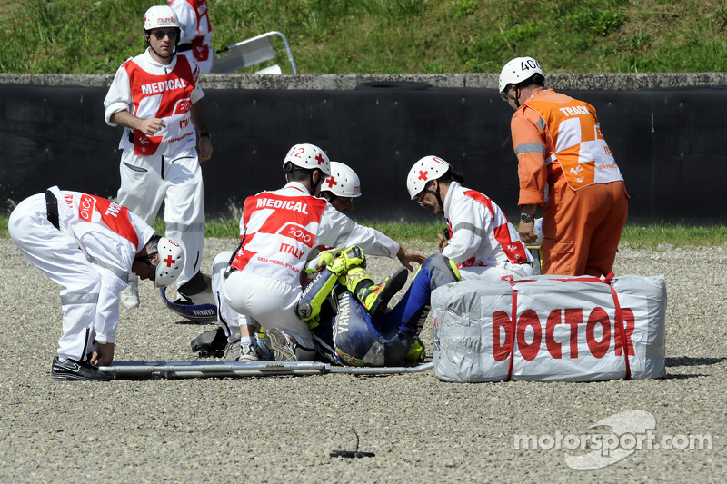 Mugello 2010: Beinbruch bei schwerem Sturz